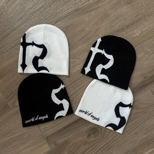 SANCTUS BEANIE
